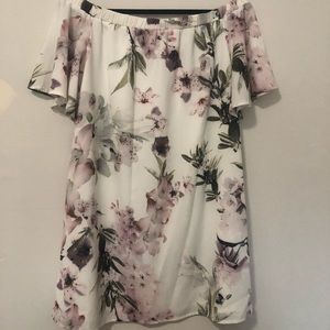Lulu Off the Shoulder Floral Dress, Large